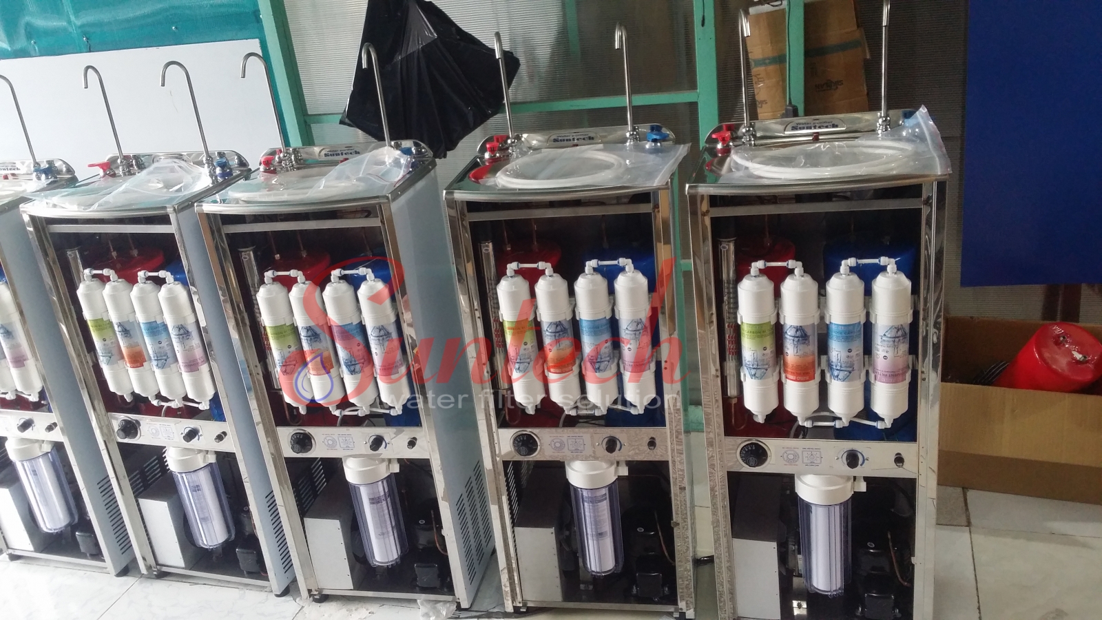 may-loc-nuoc-nong-lanh-2-voi