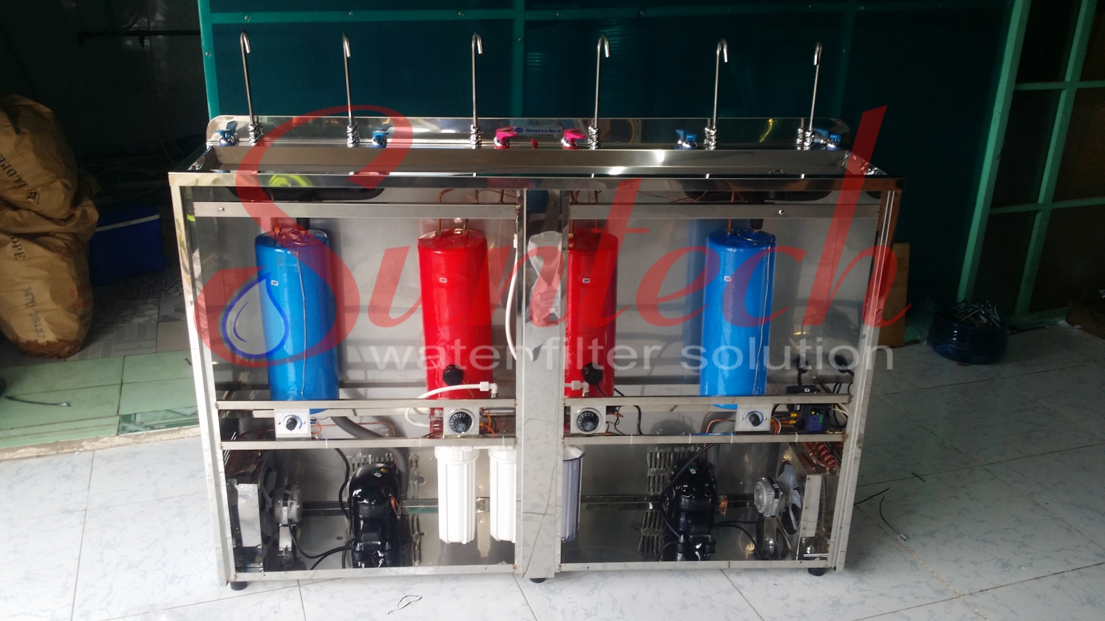 Cung cấp máy lọc nước nóng lạnh RO tại TPHCM