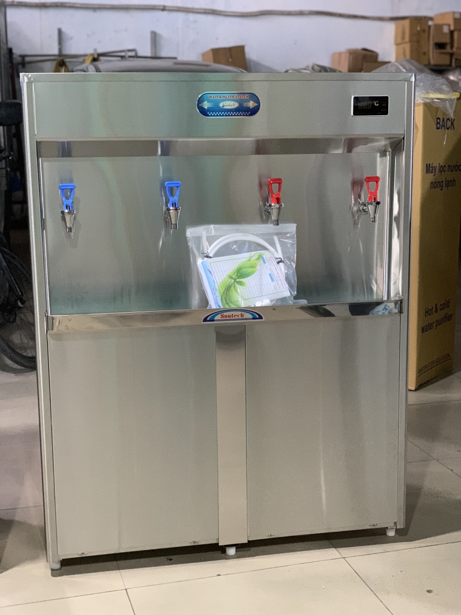 Suntech - Thiết bị cung cấp nước cho lượng lớn người sử dụng
