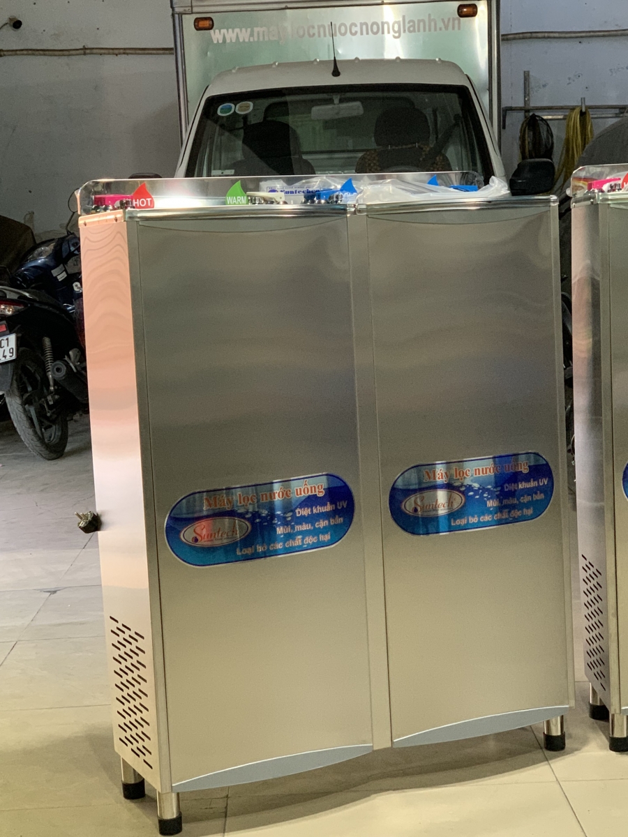 Nhà sản xuất và cung cấp Máy lọc nước 4 vòi nóng lạnh RO công nghiệp tại Bắc Ninh
